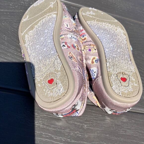 BOB’S from SKECHERS Dog Print Canvas Slip On Memory Foam Shoes Sz 7.5 - Picture 7 of 9